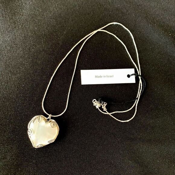Sterling Silver  Heart Shaped Genuine Mother of Pearl Necklace - Picture 9 of 13